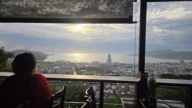 Patong Sunset View Restaurant - Patong Sunset View Restaurant 60 1 Hasib pee rd Tambon Patong, Amphoe Kathu, Chang Wat Phuket 83150, Thailand