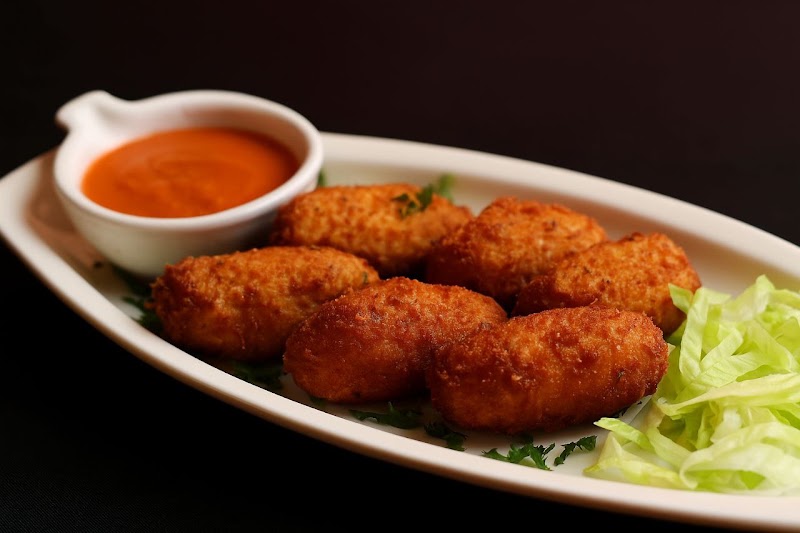The Momo Innings - The Momo Innings, J-8B, near Prem mandir, New Palam Vihar, Block K1, PHASE 1, Sector 110, Gurugram, Haryana 122017, India