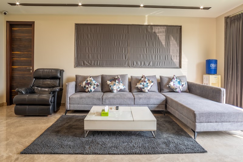 Housr Homes South City 1 - Housr Homes South City 1 Block J, South City I, Sector 41, Gurugram, Haryana 122003, India