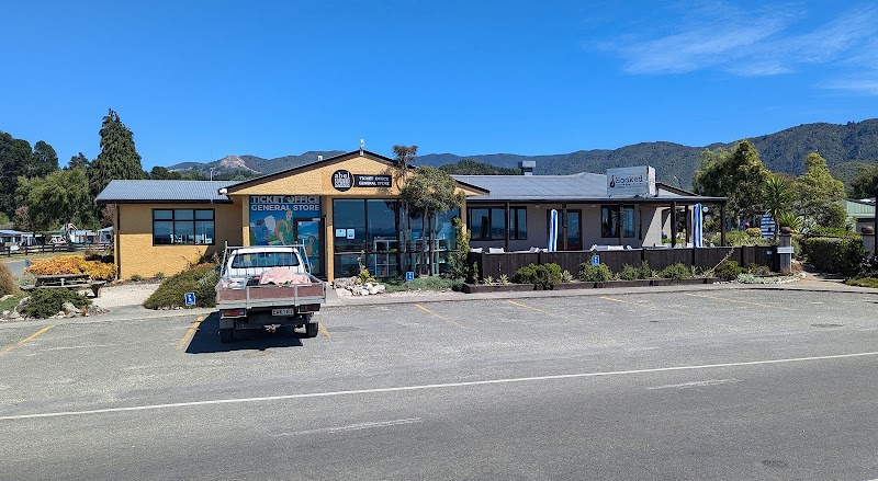 Abel Tasman Centre - Abel Tasman Centre, 229 Sandy Bay-Marahau Road, Mārahau 7197, New Zealand