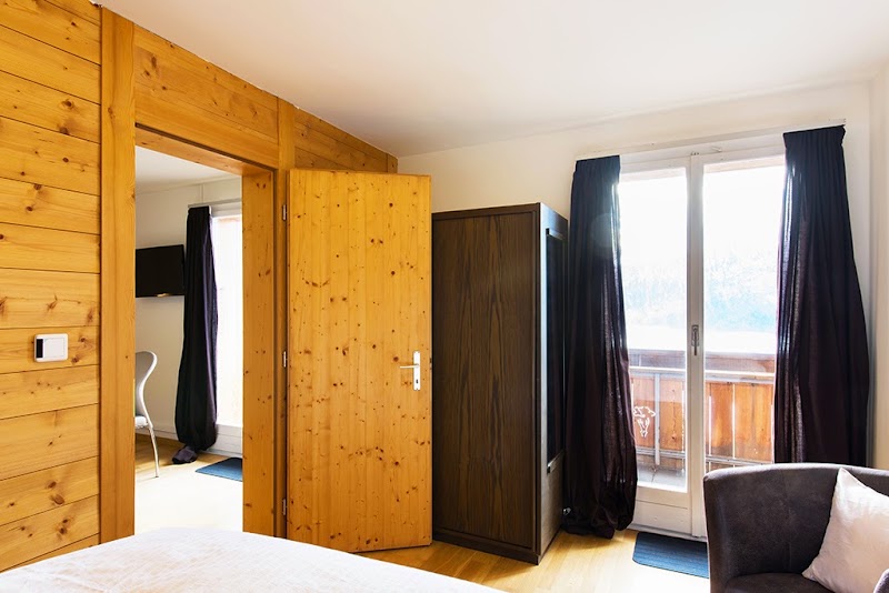Hotel Sterne - Hotel Sterne Spirenwaldstrasse 410, 3803 Beatenberg, Switzerland