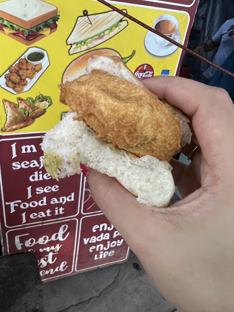 SHANKAR VADA PAV Now BANDRA KING - SHANKAR VADA PAV Now BANDRA KING Arey Energy Centre, Swami Vivekanand Rd, opp. LIC Branch, next to Jari Mari Mata Mandir, Bandra West, Mumbai, Maharashtra 400050, India