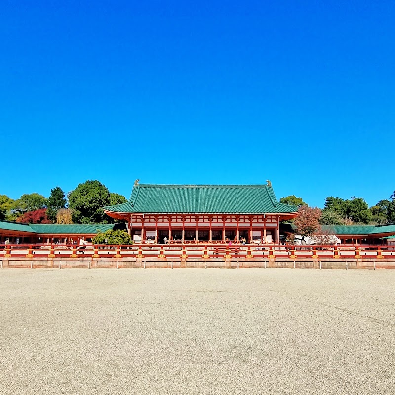 Heian-jingū Shrine - Heian-jingū Shrine 97 Okazaki Nishitennōchō, Sakyo Ward, Kyoto, 606-8341, Japan