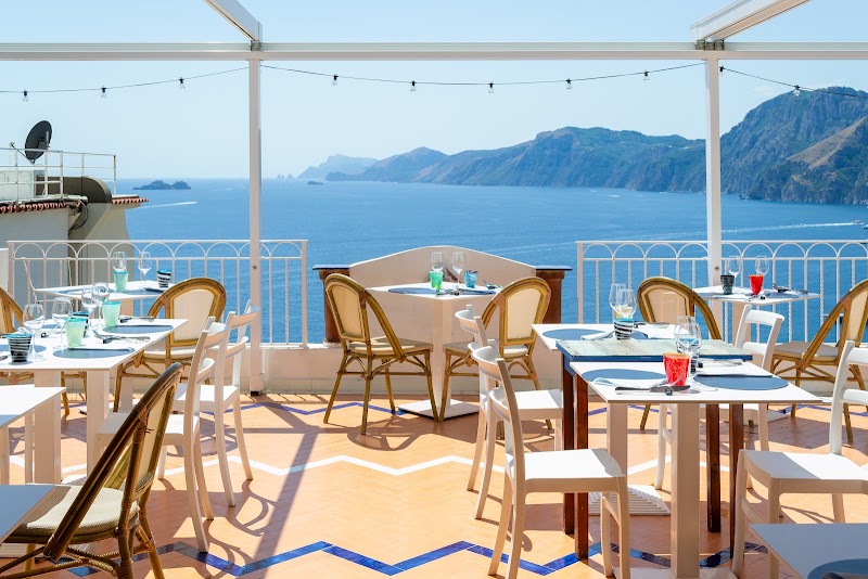 La Strada - Top Terrace - La Strada - Top Terrace, Via Gennaro Capriglione, 178, 84010 Praiano SA, Italy