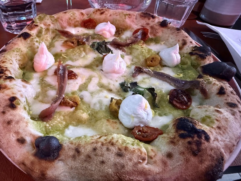 081 Pizzeria Peckham - 081 Pizzeria Peckham 66 Peckham Rye, London SE15 4JR, UK