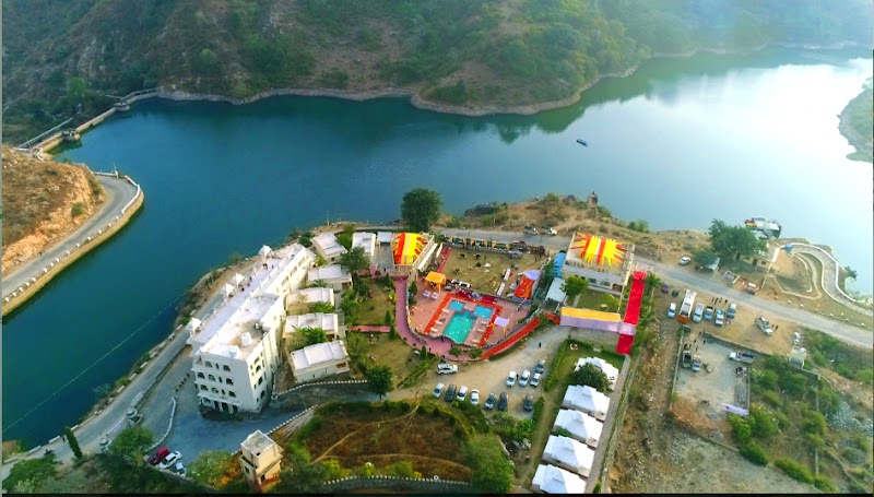 Devi Palace Resort - Devi Palace Resort Kumbhalgarh Fort Rd, opposite Lakhela Lake, Kumbhalgarh, Beer Ki Bhagal, Rajasthan 313325, India