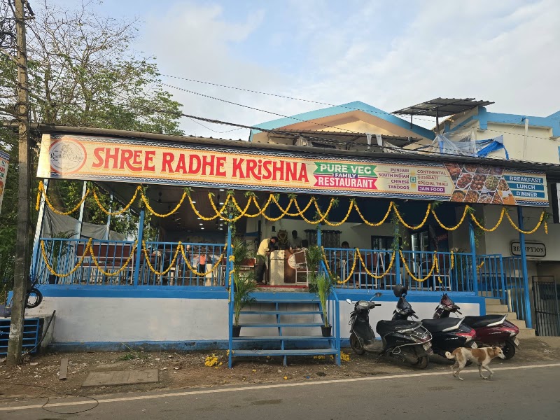 Shree Radhe Krishna - Pure Veg Family Restaurant - Shree Radhe Krishna - Pure Veg Family Restaurant Hno - 7/128/F3, Sautavaddo, Calangute, Goa 403516, India