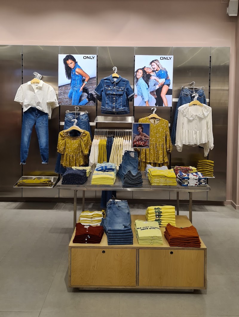 ONLY - Ludhiana - Pavilion - Mall - ONLY - Ludhiana - Pavilion - Mall GF 03, Ground floor Pavilion Mall, Fountain Chowk, Civil Lines, Ludhiana, Punjab 141001, India
