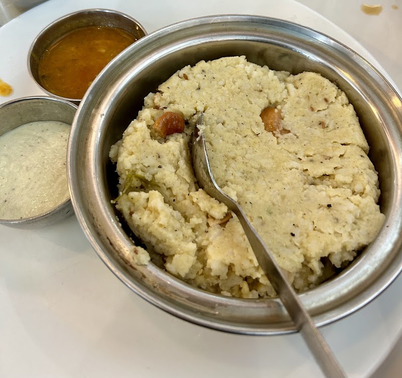 Lakshmi Illam Restaurant - Lakshmi Illam Restaurant 72A, Commercial Rd, Upper Bazar, Ooty, Tamil Nadu 643001, India