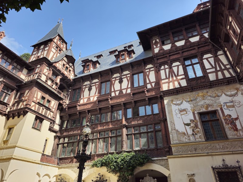 Peleș Castle - Peleș Castle, Aleea Peleșului 2, 106100 Sinaia, Romania