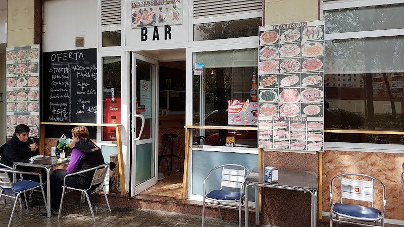 Golondrina Bar Restaurant