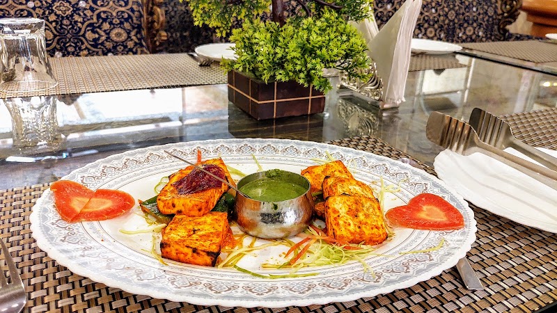 Amritsariyat Restaurant - Amritsariyat Restaurant Near City Palace, Opposite Tibetan Market, Samor Bagh Lake Palace Marg, Gulab Bagh Rd, Old City, Kalaji Goraji, Udaipur, Rajasthan 313004, India