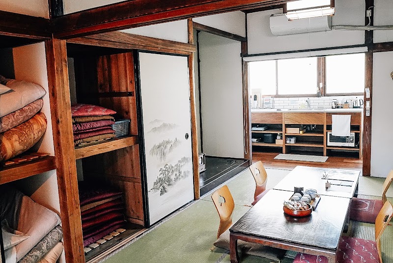 Tipy records inn house - Tipy records inn house, 2-chōme-5-26 Sakaechō, Odawara, Kanagawa 250-0011, Japan