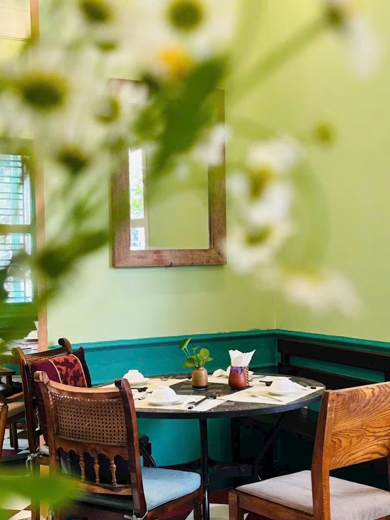 Bong Sung Vegetarian Restaurant - Bong Sung Vegetarian Restaurant 4 Bà Huyện Thanh Quan, Xuân Hòa, Hồ Chí Minh 700000, Vietnam