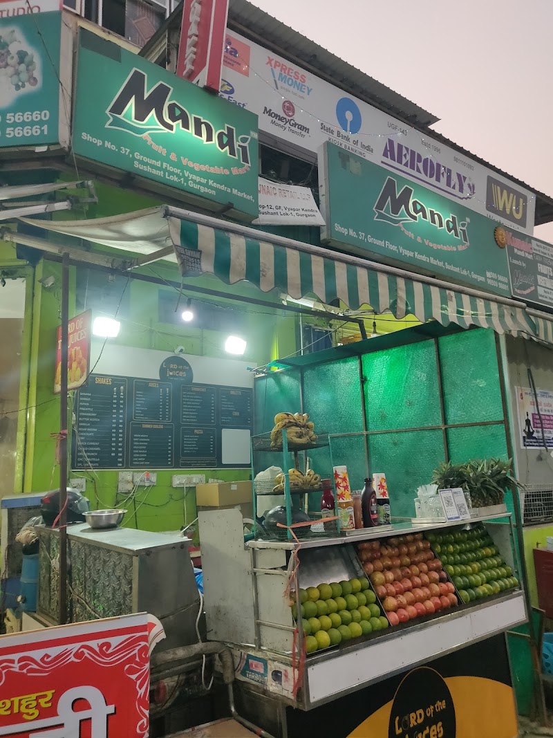 Lord of the Juices - Lord of the Juices, Shop no, 37, Vyapar Kendra Rd, Block C, Sushant Lok Phase I, Sector 43, Gurugram, Haryana 122009, India