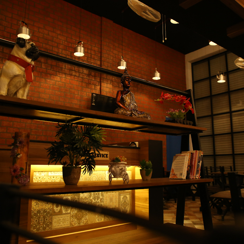 Your Own Brew cafe - Your Own Brew cafe 17, S Rajmohalla, Raj Mohalla South, Raj Mohalla, Indore, Madhya Pradesh 452002, India