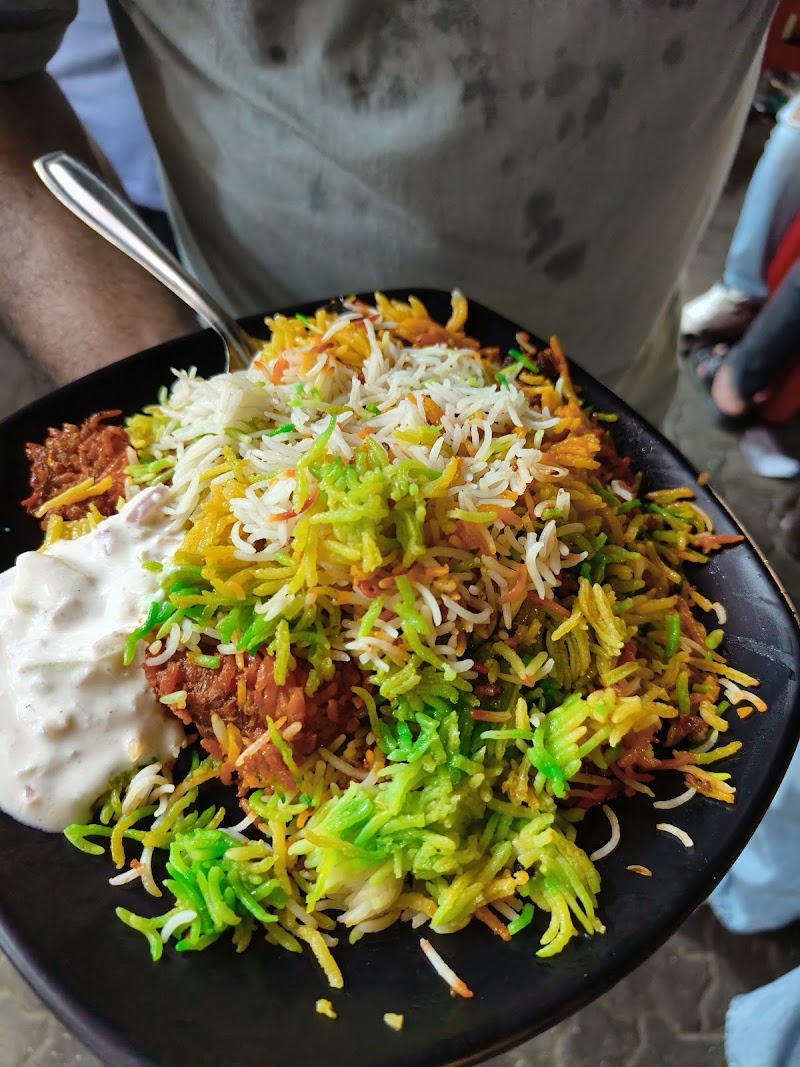 Khau Galli - Khau Galli, Charni Road East, Opera House, Girgaon, Mumbai, Maharashtra 400004, India