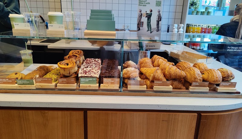 Blank Street Coffee - Blank Street Coffee 159 Praed St, Tyburnia, London W2 1RL, UK
