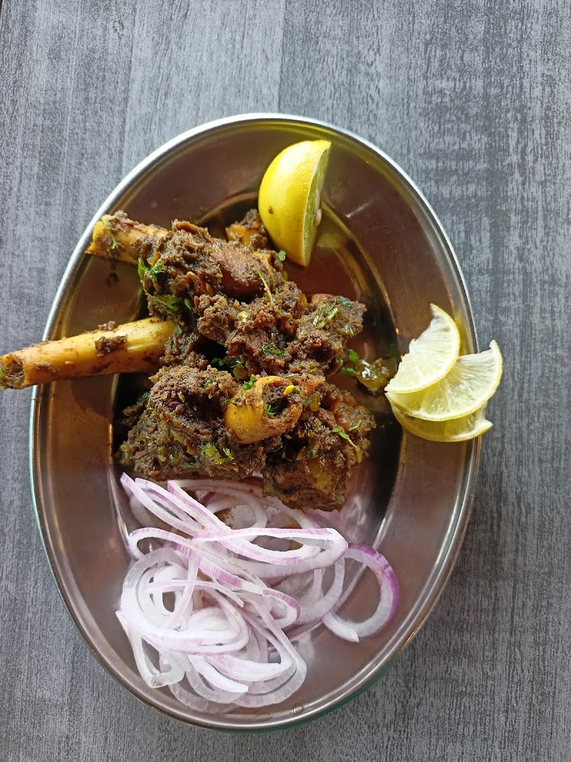 Hotel puneri sea food and mutton bhakri - Hotel puneri sea food and mutton bhakri Mumbai Hwy, Khed, Maharashtra 412205, India