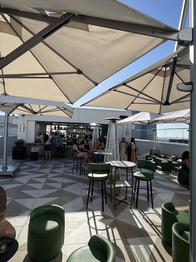 HALO Rooftop BAR - HALO Rooftop BAR 210 E Ocean Blvd, Long Beach, CA 90802, USA