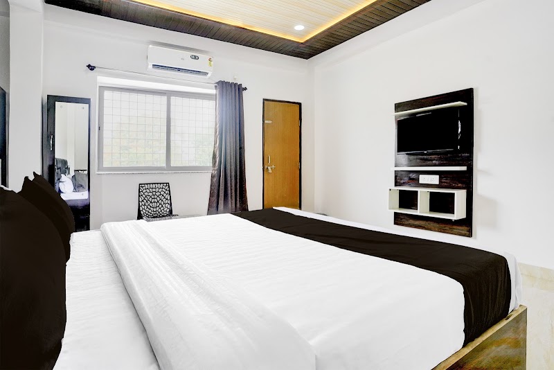 HOTEL O ROYAL INN - HOTEL O ROYAL INN Plot No. 01, Road, beside Narayan School, Bokara, Maharashtra 441123, India