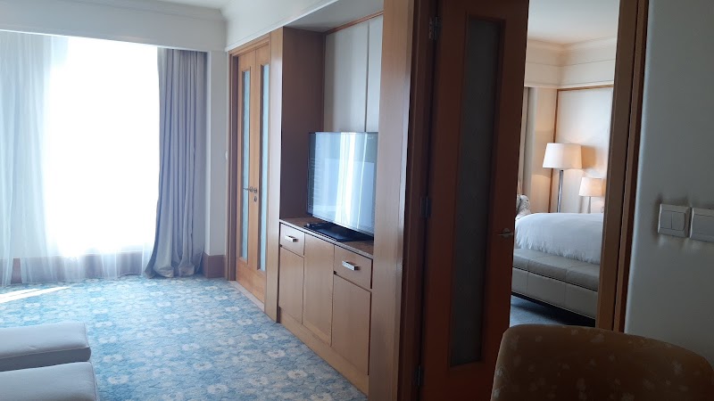 The Ritz-Carlton, Dubai International Financial Centre - The Ritz-Carlton, Dubai International Financial Centre DIFC, off - شارع الشيخ زايد - زعبيل الثانية - DIFC - دبي - United Arab Emirates