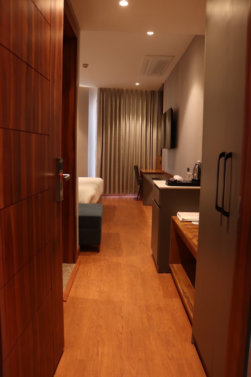 Hotel Prem Inn - Hotel Prem Inn, 2nd Floor, Shri Kripalu Ji Maharaj Marg, above Bikanervala, near Prem Mandir, Raman Reiti, Vrindavan, Uttar Pradesh 281121, India