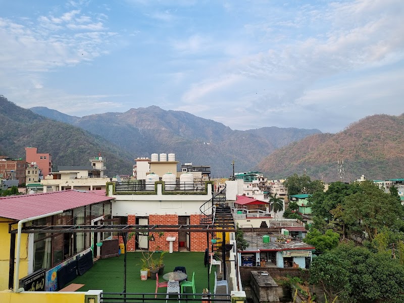 Hotel Yog Tapovan - Hotel Yog Tapovan, GULAB NAGAR, Tapovan Rd, Laxman Jhula, Rishikesh, Jonk, Uttarakhand 249192, India