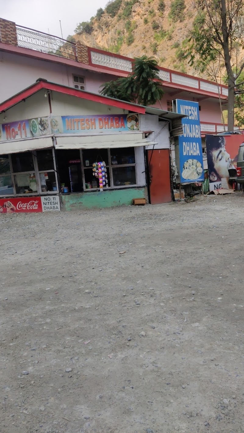 Nitesh Punjabi Dhaba - Nitesh Punjabi Dhaba Q673+P9P, Banala, Himachal Pradesh 175121, India
