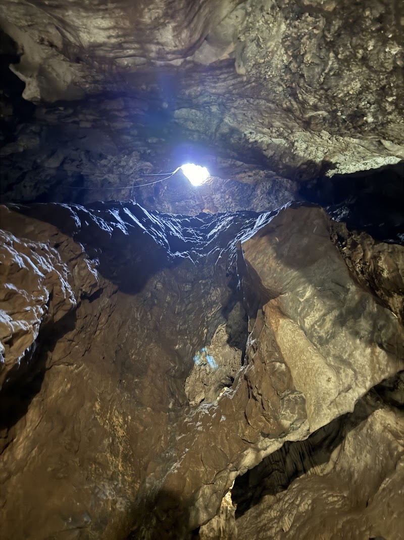 Sterkfontein Caves - Sterkfontein Caves, Kromdraai Rd, Johannesburg, South Africa