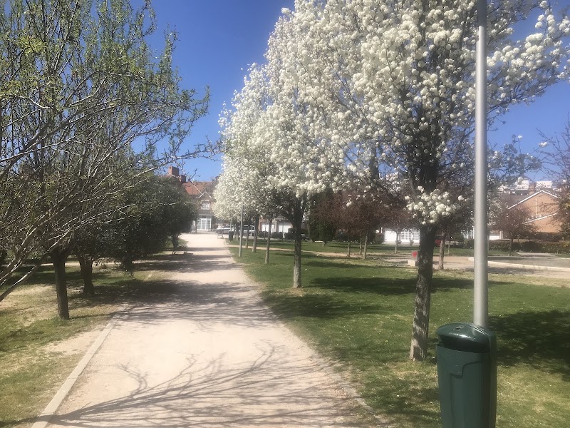 Golondrina Park