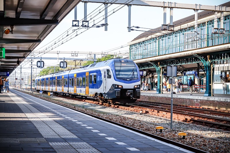 's-Hertogenbosch - 's-Hertogenbosch, Stationsplein, 5211 BP 's-Hertogenbosch, Netherlands