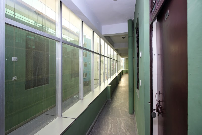 OYO Airport Global Hotel - OYO Airport Global Hotel A -184 Road Number 1, Igi Airport, Delhi Transit, Block B, Mahipalpur Village, Mahipalpur, New Delhi, Delhi 110037, India
