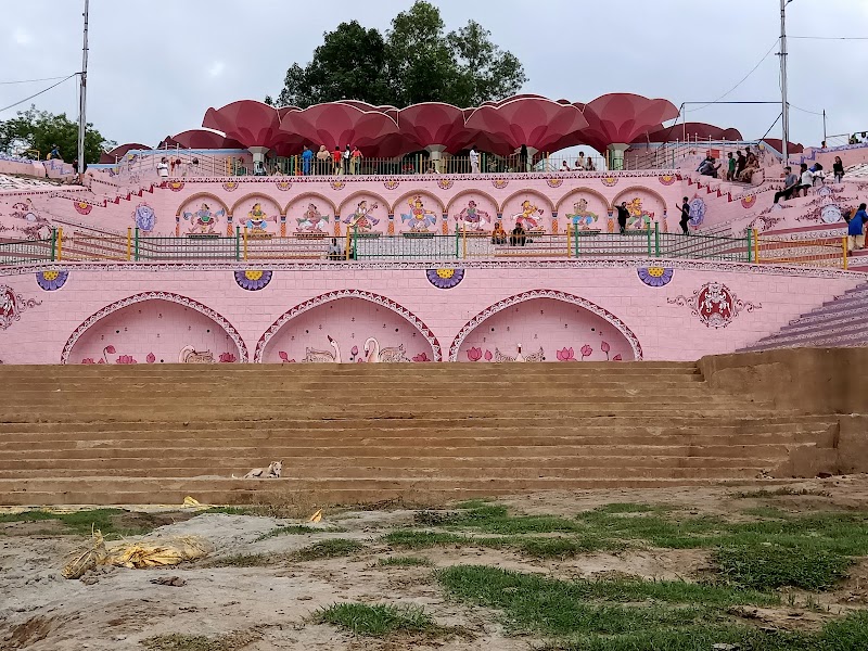 Saraswati Ghat - Saraswati Ghat Parade Ground Road, Near, New Yamuna Bridge, Allahabad fort, Prayagraj, Uttar Pradesh 211006, India