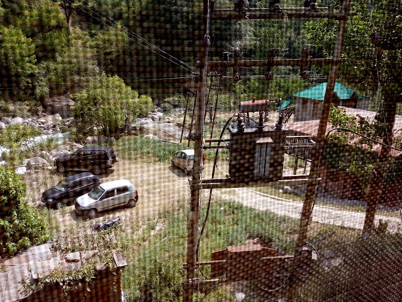 Rock And River Home Stay - Rock And River Home Stay, Gushaini, Pekhri, Himachal Pradesh 175123, India
