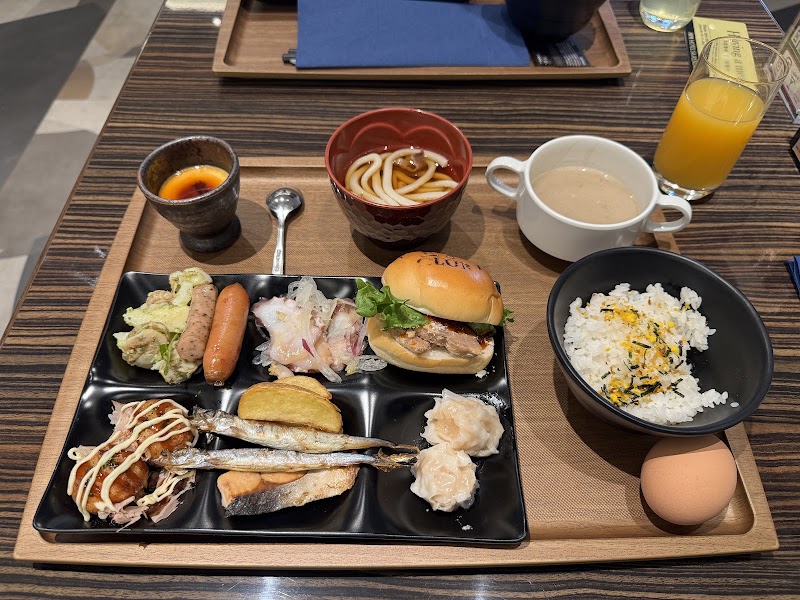 Wagyu beef and local specialty RESTAURANT&BAR 17CLUB BY APAHOTEL - Wagyu beef and local specialty RESTAURANT&BAR 17CLUB BY APAHOTEL Japan, 〒556-0017 Osaka, Naniwa Ward, Minatomachi, 1-chōme−2−2番地13 アパホテル＆リゾート〈大阪なんば駅前タワ 〉2階