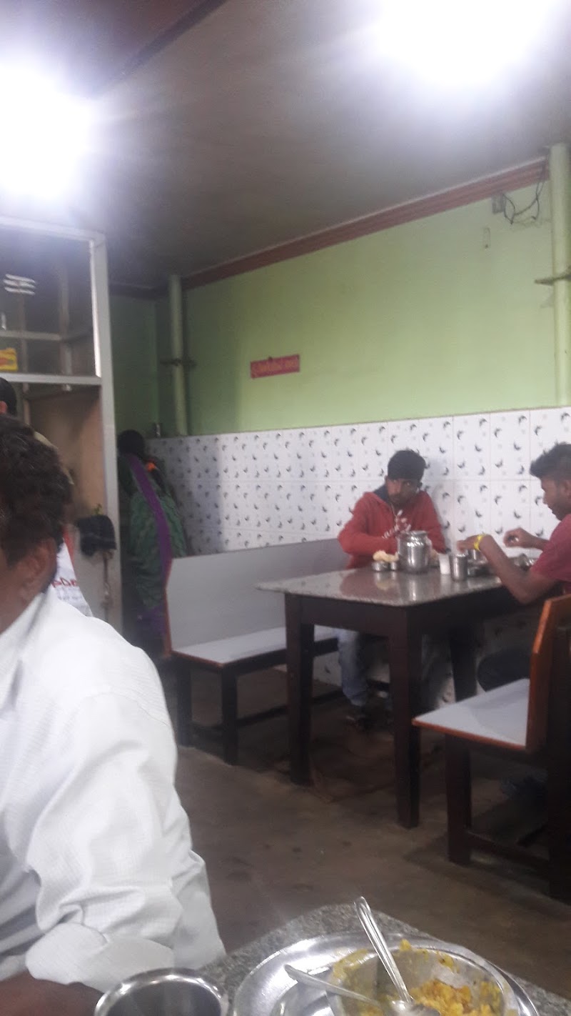 Hotel Ruchi Sagar - Pure Veg - Hotel Ruchi Sagar - Pure Veg, 93P6+827, Kollegal Rd, Malavalli, Karnataka 571430, India