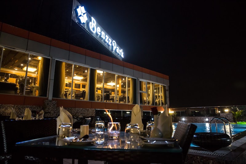 Hotel Benzz Park - Hotel Benzz Park 4, Thottapalayam Pillayar Koil St, Thottapalayam, Vellore, Tamil Nadu 632004, India