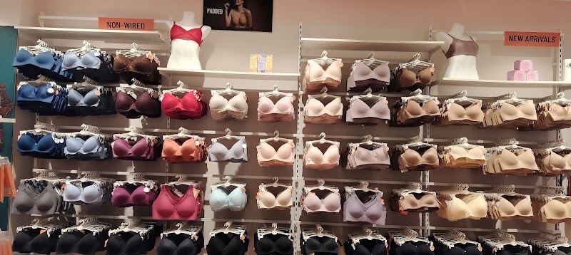 Zivame - Palm Mall, Korba - Zivame - Palm Mall, Korba Palm Mall, No. 55 & 68, Main Road, TP Nagar, Lalu Ram Nagar, Korba, Chhattisgarh 495678, India
