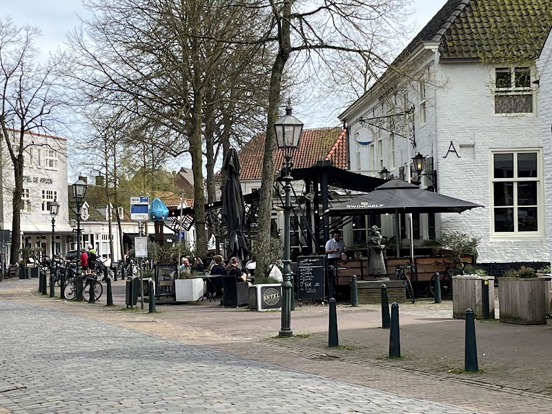 SNTZL - De Zwaan - SNTZL - De Zwaan Markt 4, 5688 AJ Oirschot, Netherlands