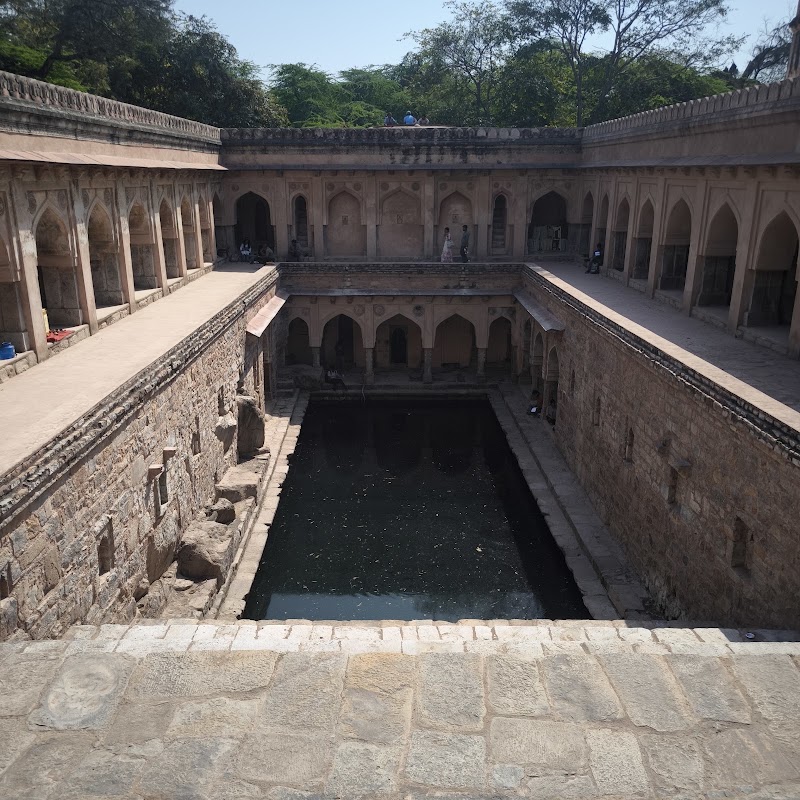 The Gandhak ki Baoli - The Gandhak ki Baoli, T 22/8, near water tank firdausi masjid, Ward No 8, Mehrauli Village, Mehrauli, New Delhi, Delhi 110030, India