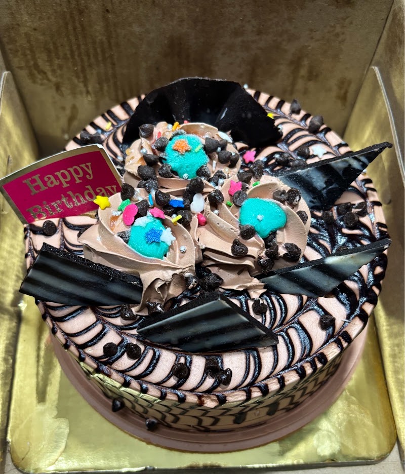 Madhuri pan palace & bakery Shop - Madhuri pan palace & bakery Shop, C4FX+5FQ, Maroda, Parsuli, Chhattisgarh 491885, India