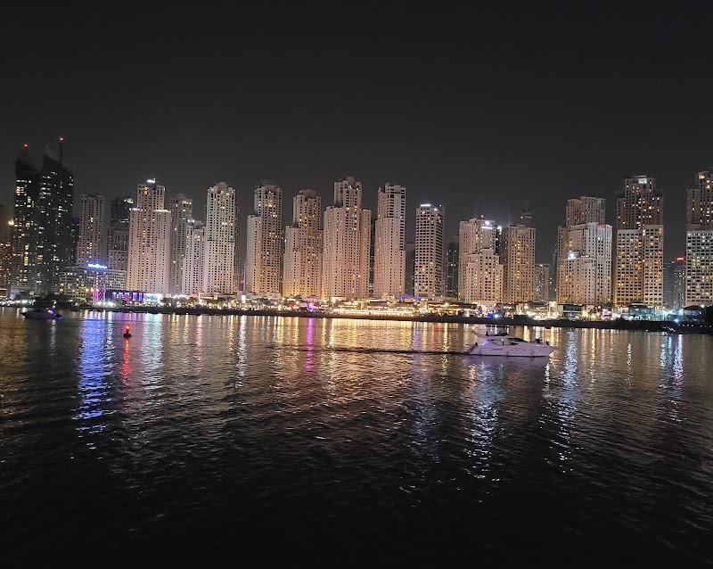 The Palm Fountain - The Palm Fountain, The Pointe - Frond H - Palm Jumeirah - Dubai - United Arab Emirates