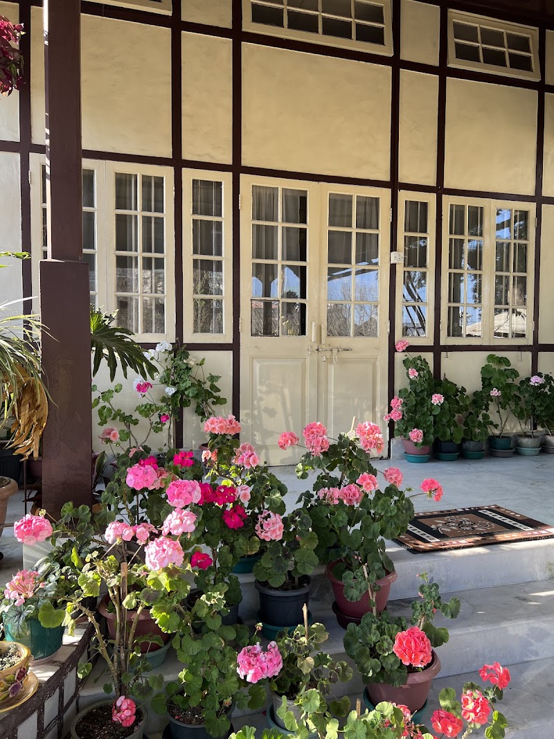 April Springs Home Stay - April Springs Home Stay U/B 23, Upper Nongrim Hills, near Shongsuk Hostel, Nongrimbah, Shillong, Meghalaya 793003, India
