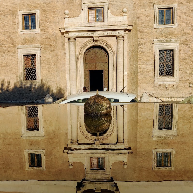 Fontana di Trinità dei Monti - Fontana di Trinità dei Monti, Piazza della Trinità dei Monti, 00187 Roma RM, Italy