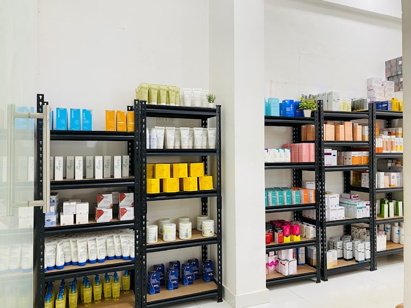 Skinray Skin & Hair Clinic - Skinray Skin & Hair Clinic 2nd Floor, Above Axis Bank, next to Fisherman's Warf Restaurant,, Haralur Road, Sarjapur Cross Road, RT Nagar, PWD Quarters, 1st Sector, HSR Layout, Bengaluru, Karnataka 560102, India