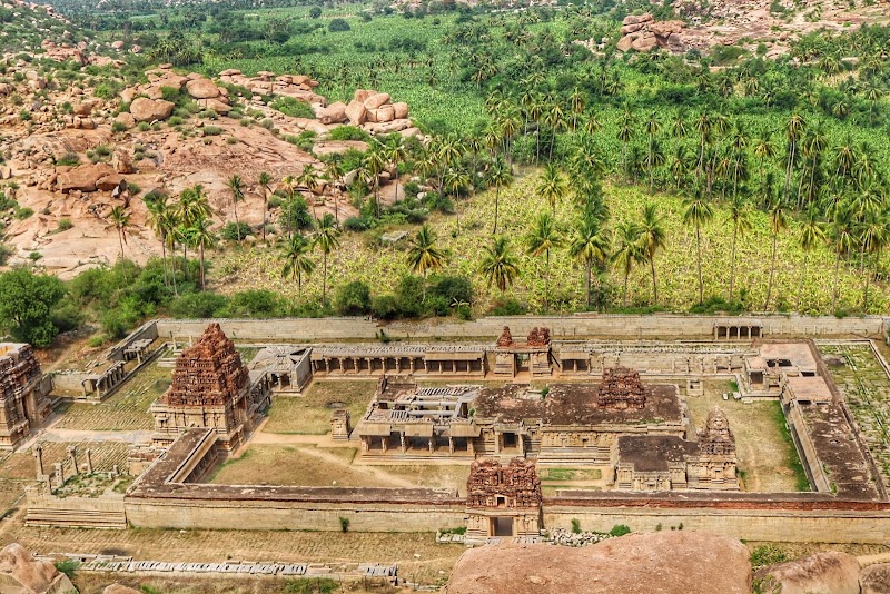 Shri Achyutarāya Swamy Temple (Hampi) - Shri Achyutarāya Swamy Temple (Hampi) 8FJC+Q26, Nimbapura, Karnataka 583239, India