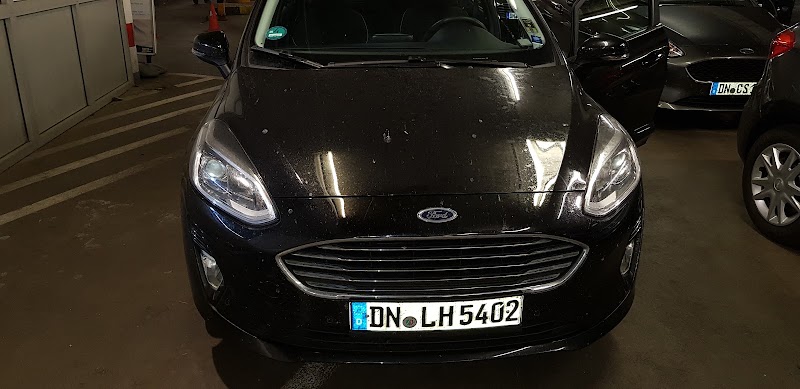 LH Carpool - LH Carpool Airportring, 60549 Frankfurt am Main, Germany