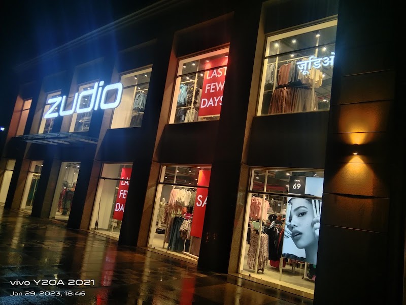 Zudio - JMD Suberio, Gurugram - Zudio - JMD Suberio, Gurugram JMD Suberio - Sohna Road, Airia Gdn, opp. Reach, Mall, Gurugram, Haryana 122101, India