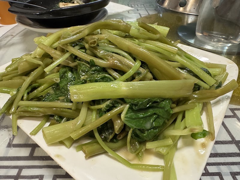 Yee's Cantonese Kitchen（阿二美食） - Yee's Cantonese Kitchen（阿二美食）, 220 W 31st St, Chicago, IL 60616, USA